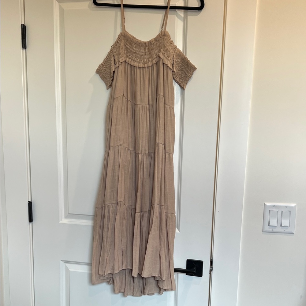 Chic Anthropologie Beige Off-Shoulder Maxi Dress